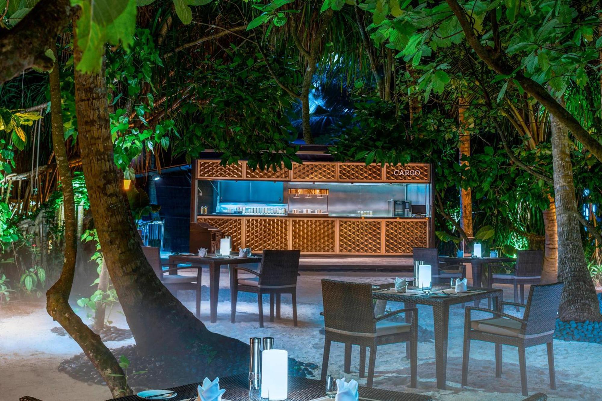 The St. Regis Maldives Vommuli Resort Hulhudheli Esterno foto